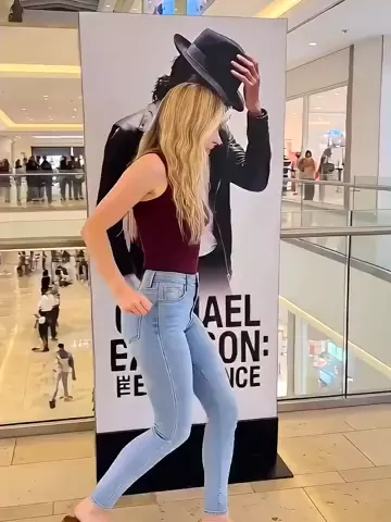 Moonwalk Dance